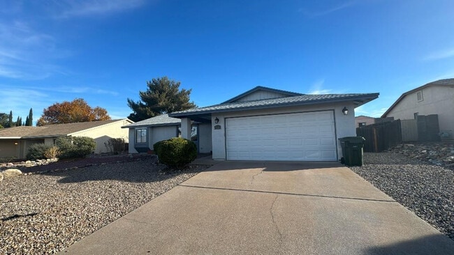 Building Photo - 2628 Canyon View Dr