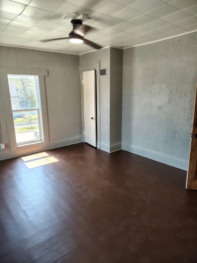 Building Photo - 128 Lafayette St Unit 2