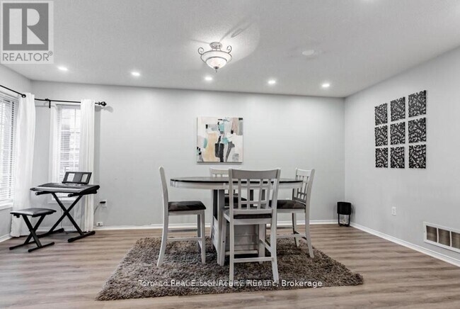 Photo - 18 Preston Ave