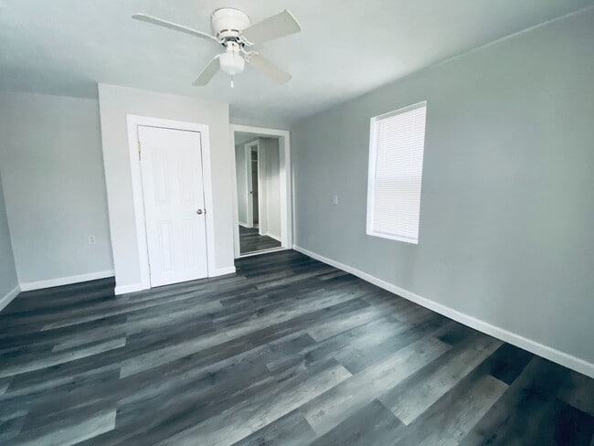 Photo - Cute Efficiency Home!!!