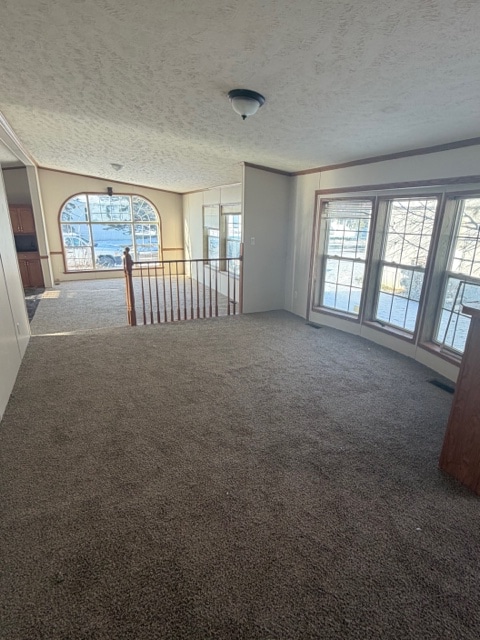 Photo - 83 Hunters Rill