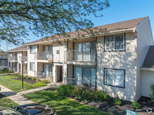 Rolling Hills Apartments