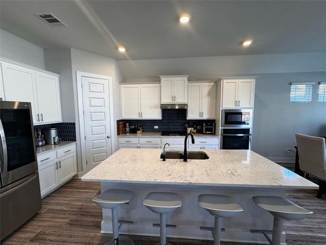 Photo - 1101 Kerrwood Wy