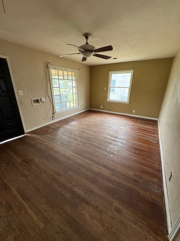 Building Photo - 1217 S Kentucky St Rental