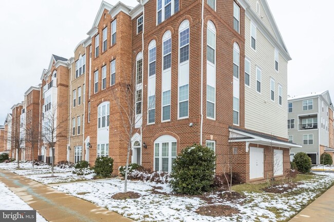 Photo - 20662 Maitland Terrace Townhome