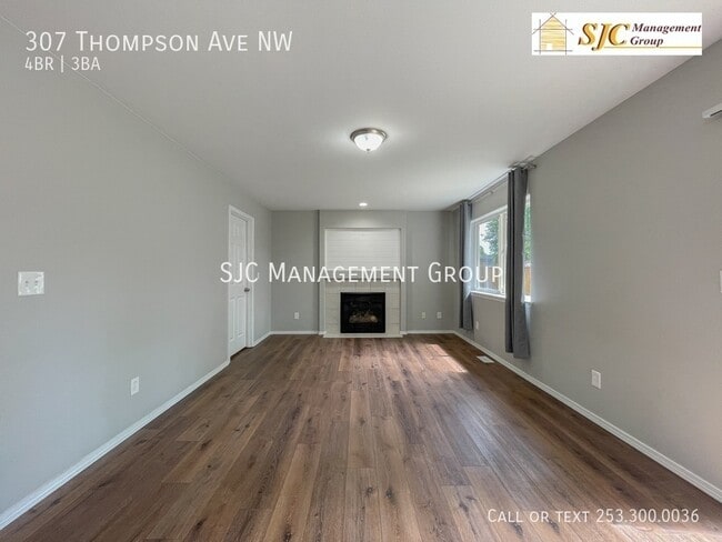 Photo - 307 Thompson Ave NW