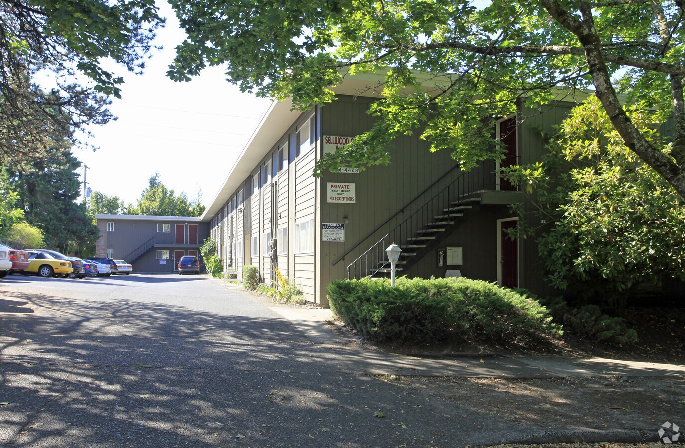 Photo - Sellwood Court Apartments