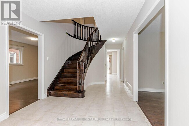 Photo - 101 Hullrick Dr