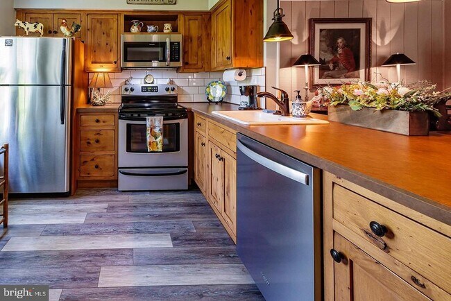 Photo - 3408B Neils Ct