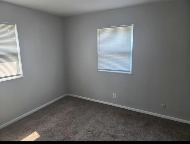 Photo - 628 Wooddale Terrace Unit Apt 2006