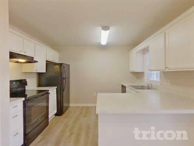 Photo - 7120 Idlewild Brook Ln