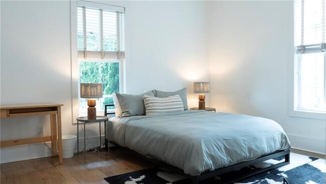 Photo - 1021 Lawton Ave SW