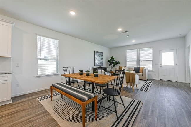 Photo - 3075 Clydesdale Dr