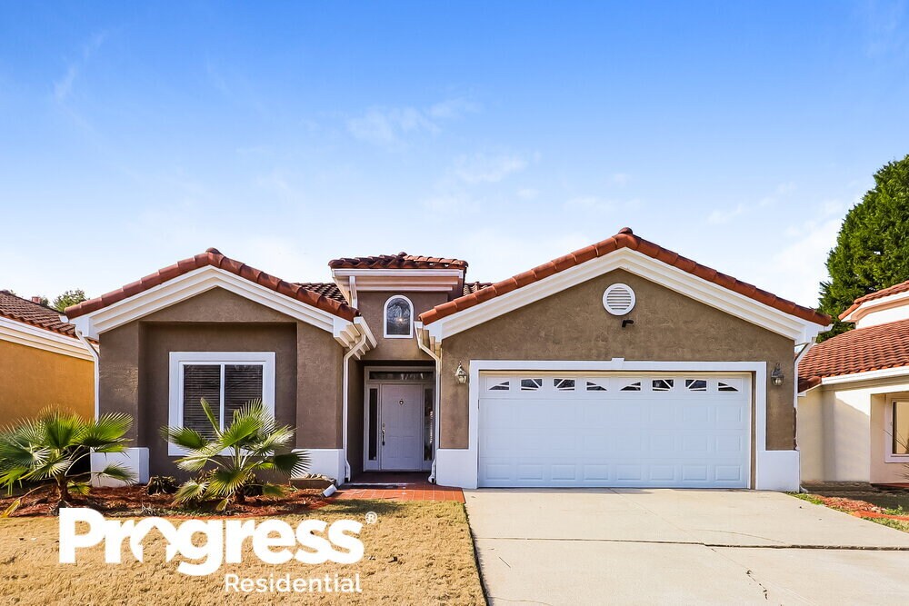 Photo - 121 Garden Walk