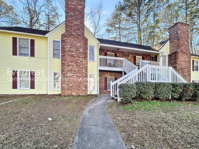 Building Photo - 295 E Burns Ct SW Unit a