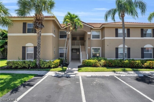 Building Photo - 6560 Huntington Lakes Cir Unit 101