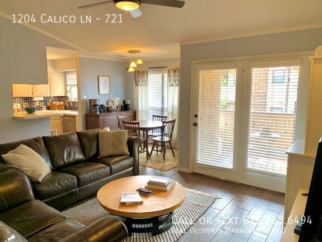 1204 Calico Ln