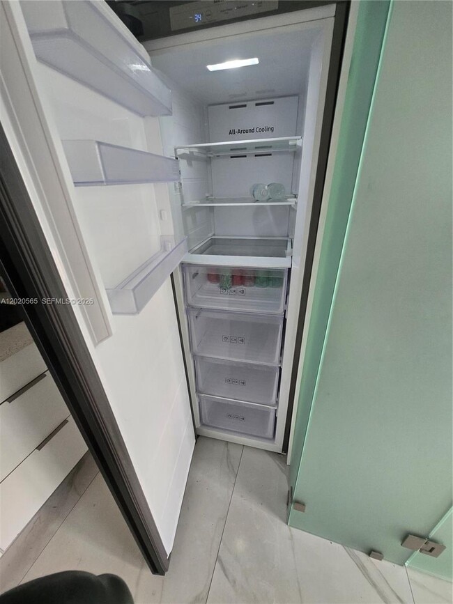 Photo - 1730 SW 93rd Ct Unidad Efficiency