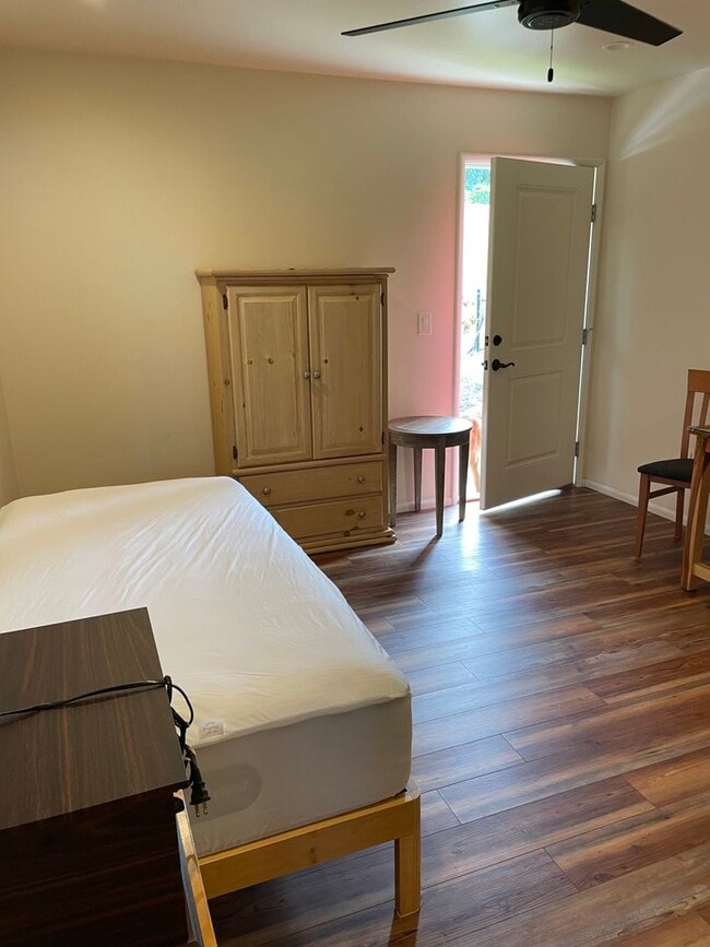 Photo - Private Studio on 5 Acres