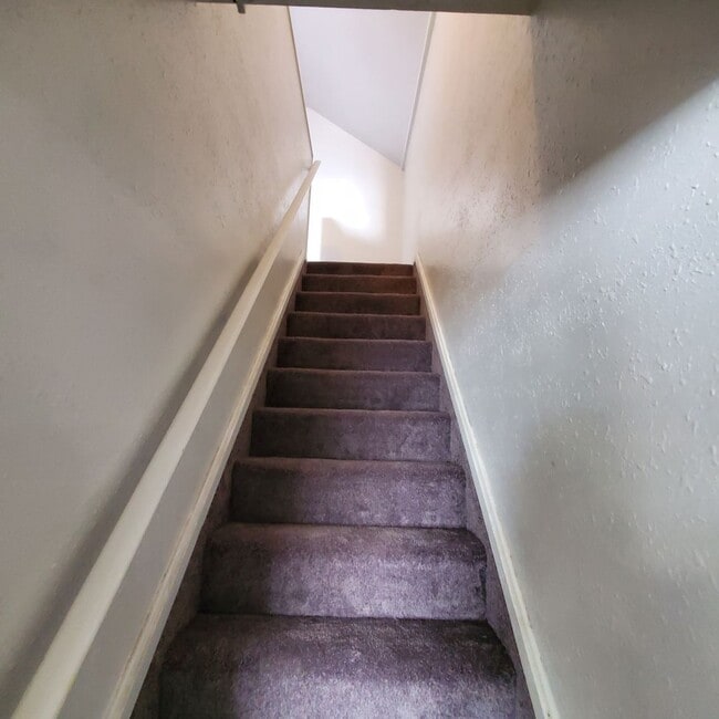 Photo - Pet Friendly 3 Bedroom with RV Parking, Close to Downtown Albany!