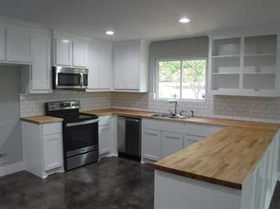 Photo - 607 E Day St