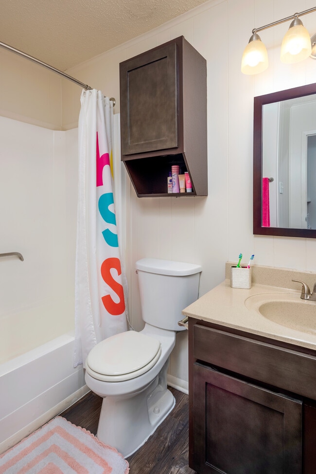 Eastgate Apartments STUDENT LIVING Waco, TX