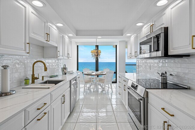 Photo - 250 S Ocean Blvd Unit 6c