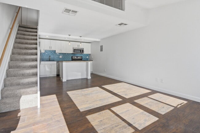 Photo - $1,540.95- 1 Bed, 1 Bath Lofted Apartment in Lakewood with Central AC! Unit 16