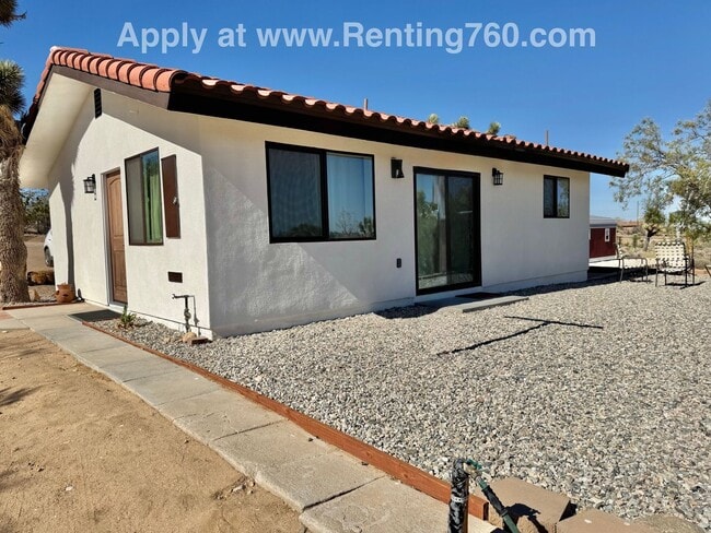 New 2 Bedroom 1 Bathroom Home!! - New 2 Bedroom 1 Bathroom Home!! Unidad 2 - 56949 Campanula St