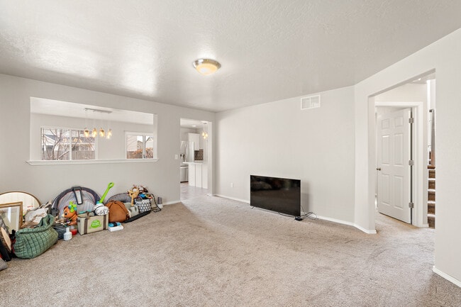 Photo - 1101 W Apple Pine St