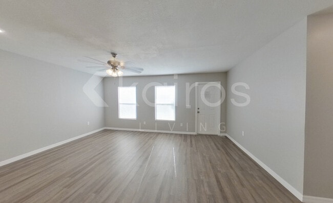 Photo - 8415 102nd Ave