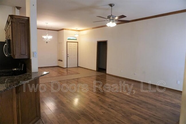 Photo - 9601 Crooked Creek Ln
