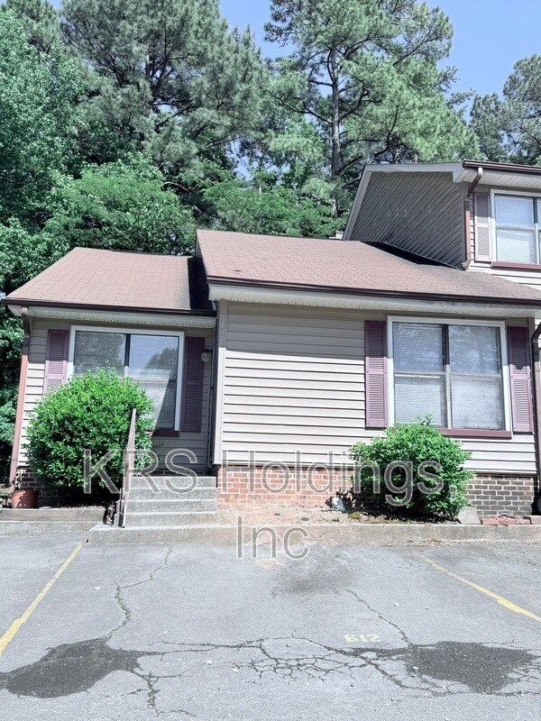 Photo - 612 Kendall Dr