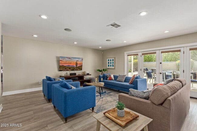 Photo - 4826 N 69th St