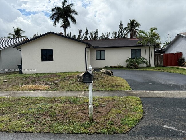 Building Photo - 11100 NW 21st St