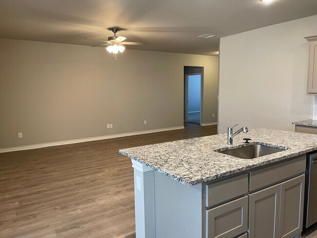 Photo - 4 bed 2 bath 2 car garage Frenship ISD!