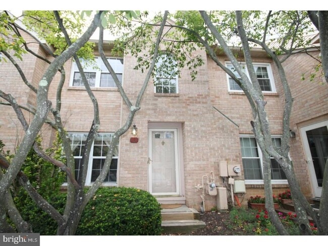 Photo - 4 Rampart Dr Townhome