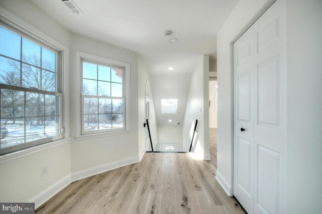 Photo - 1326 Chanticleer