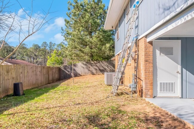 Photo - 4076 Doster St SW