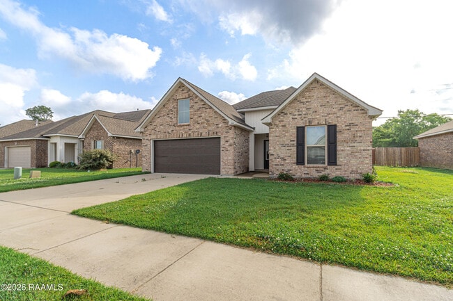 Photo - 304 Tall Meadows Ln