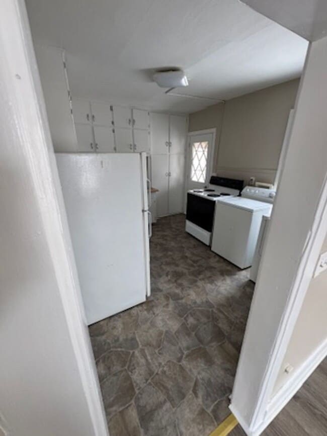 Photo - 2nd Ave NW Tripoli Unit Apartment 100