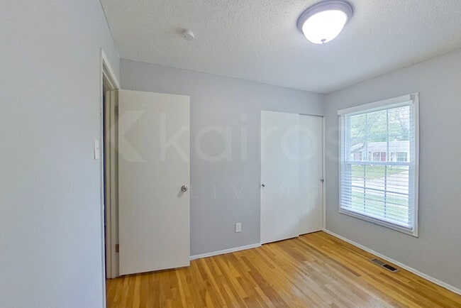 Photo - 11623 Altozano Ln