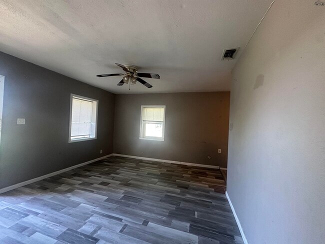 Photo - 3202 Avenue S