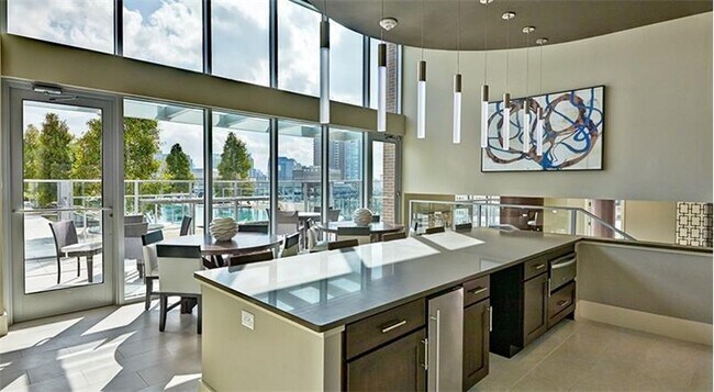 Photo - 2727 Cedar Springs Rd