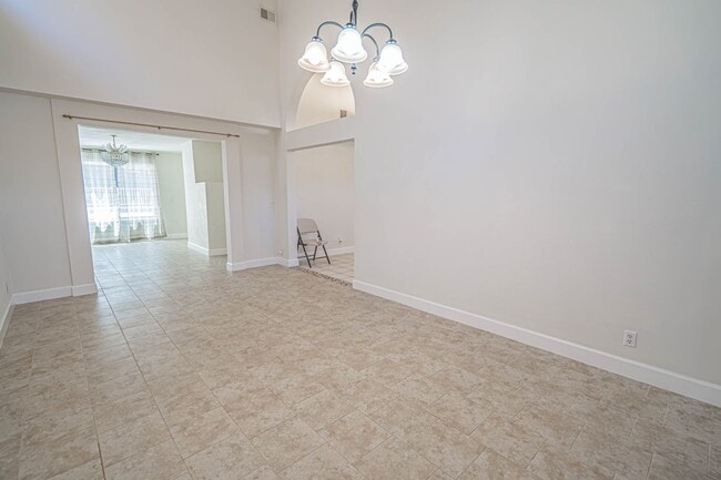 Photo - 4 Bedroom Rental Home in Santa Clarita.