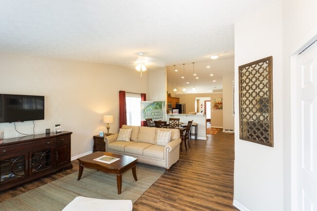 Photo - Redwood Dublin