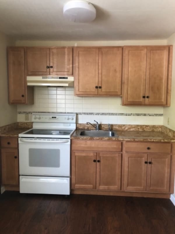 Photo - 381 Mill Rock Rd