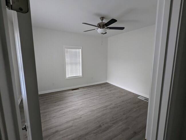 Master Bedroom - 1028 Parsons St SW