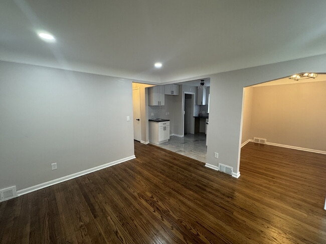 Beautiful 3-Bedroom Home in Detroit