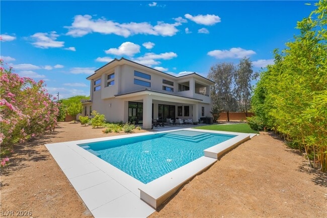 Photo - 2 Sugarberry Ln